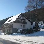 Pension-Gaestehaus Waldhof