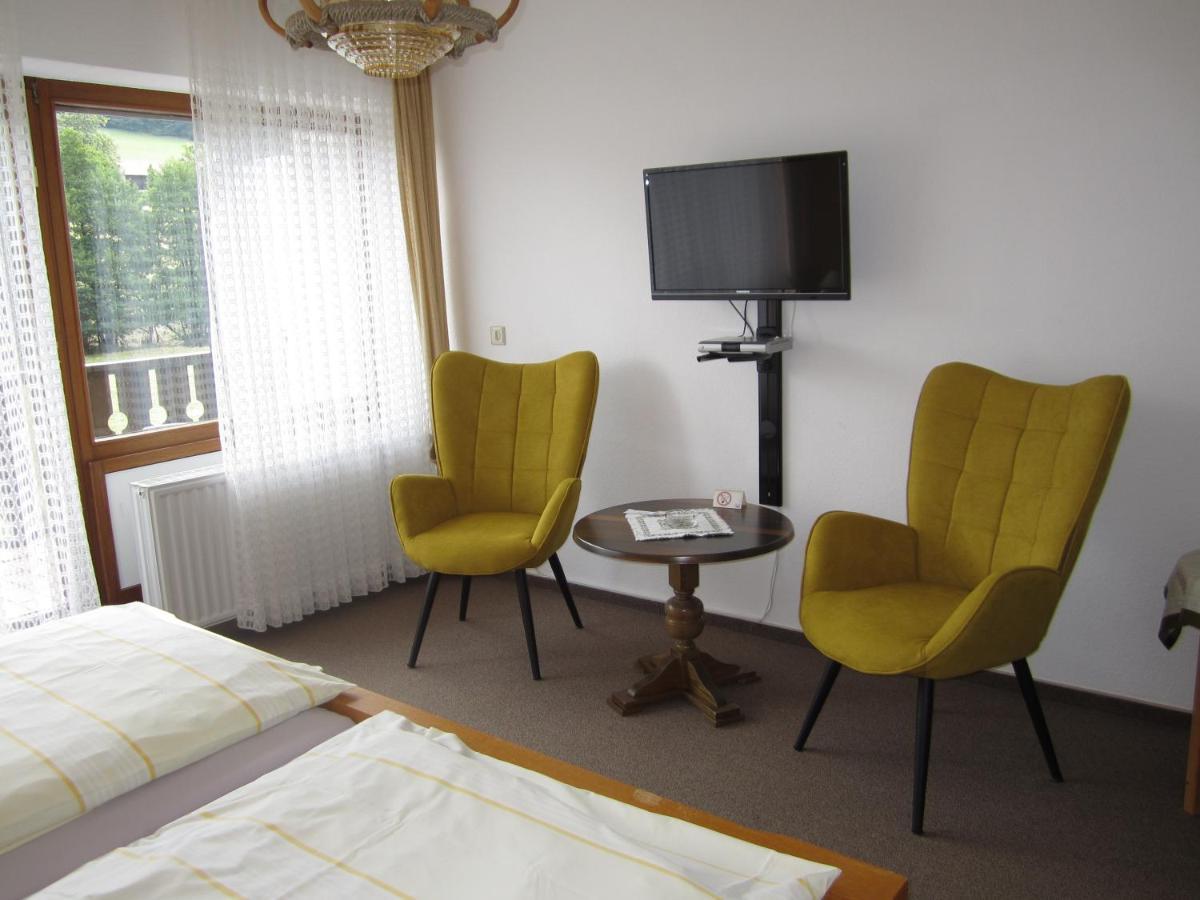 Pension-gästehaus Waldhof * Winterberg